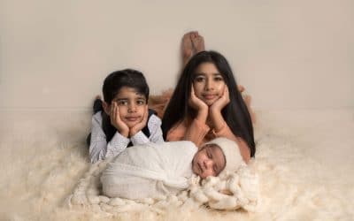 Manchester newborn photographer -Newborn session with siblings