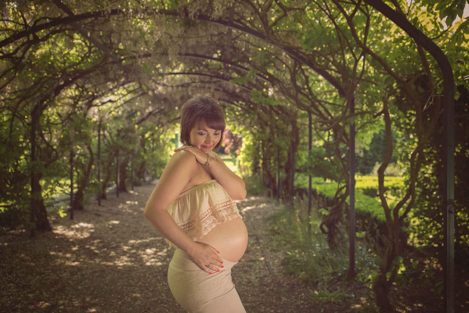 Outdoor maternity photo session photographed by Maternity Photographer Manchester