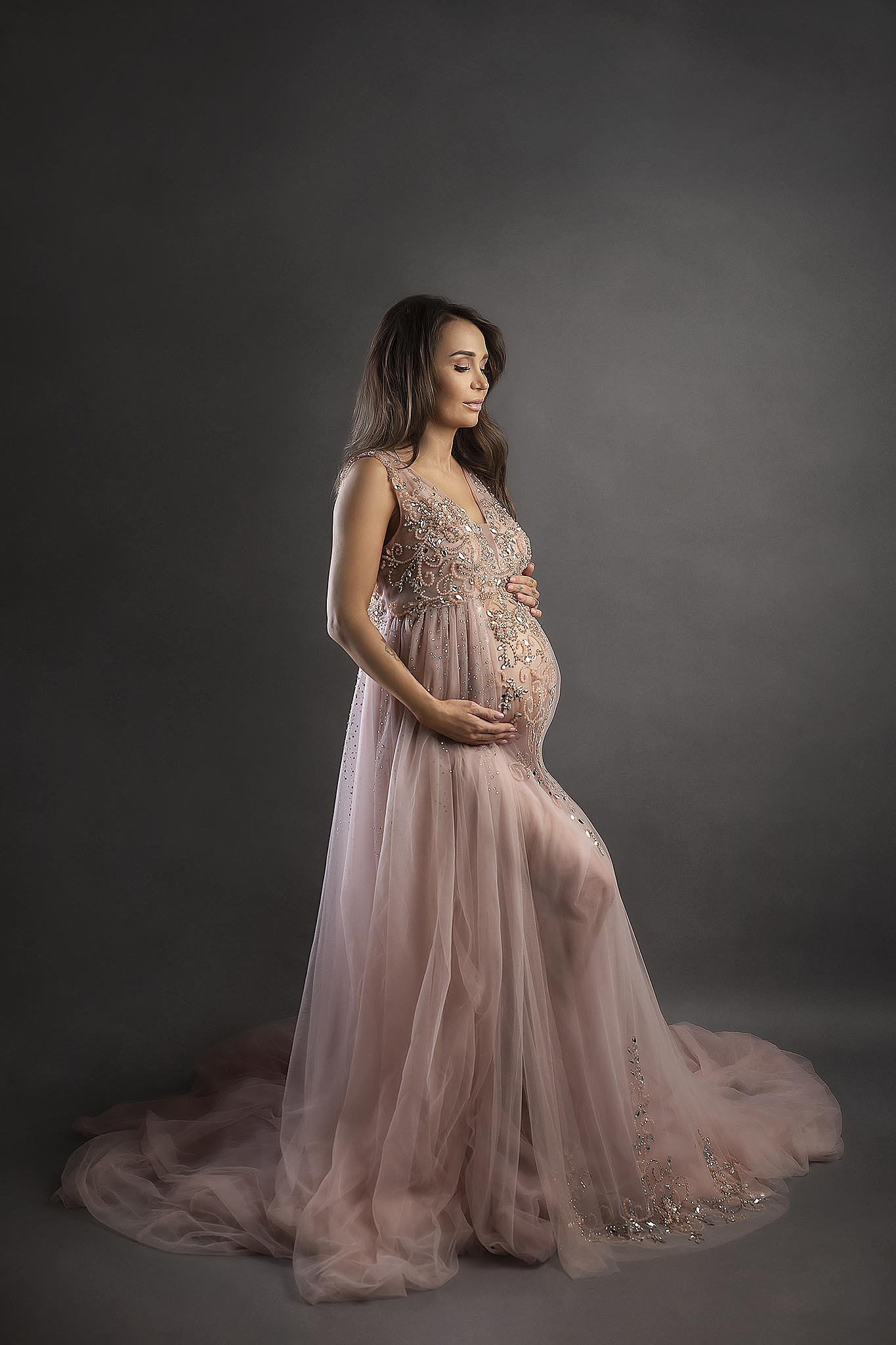 pregnancy photo taken by maternity photographer manchester