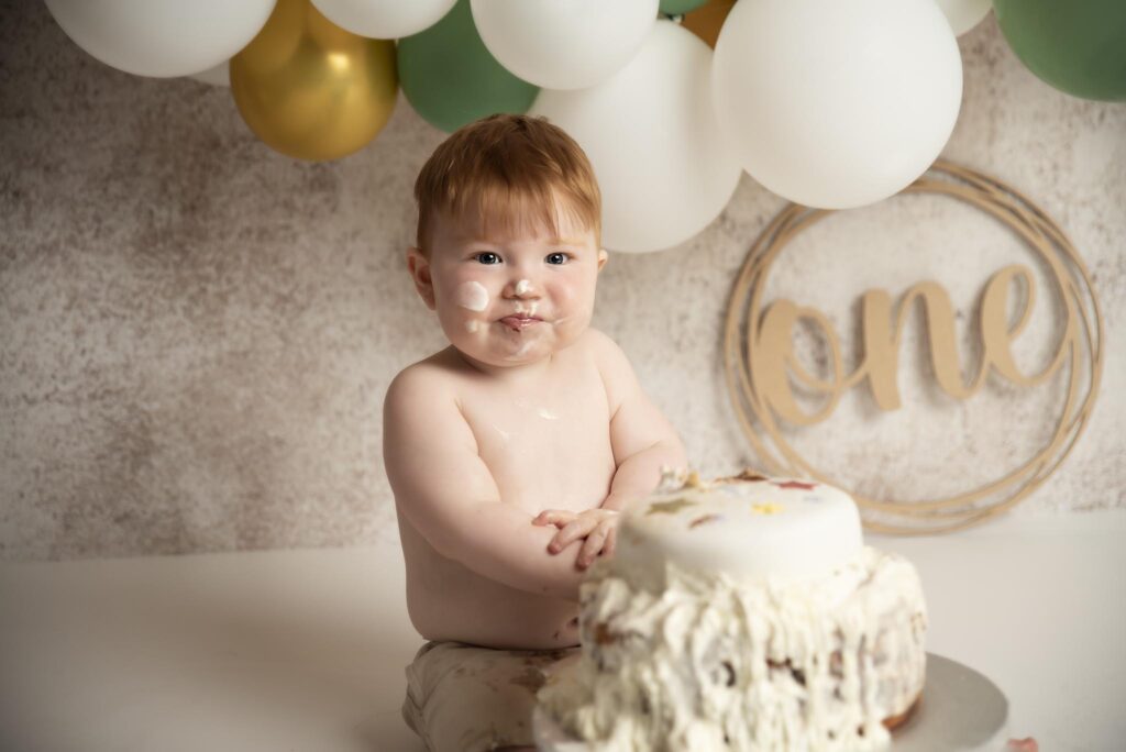 cakesmash photography in a Manchester studio
