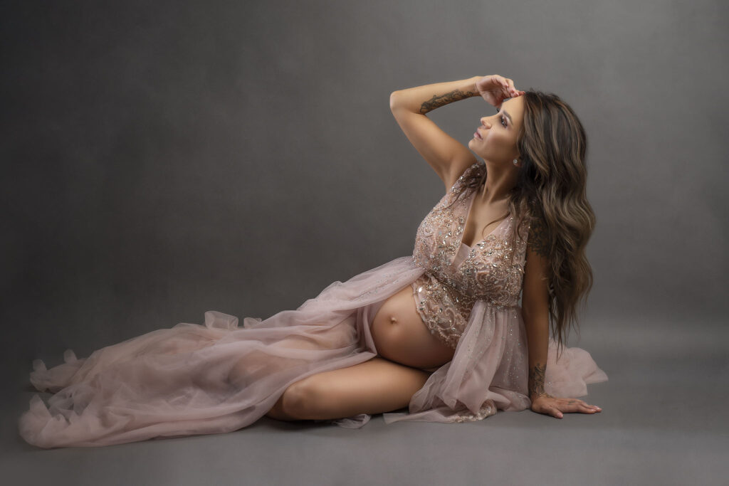 maternity photography manchester by Dora Horvath Photography